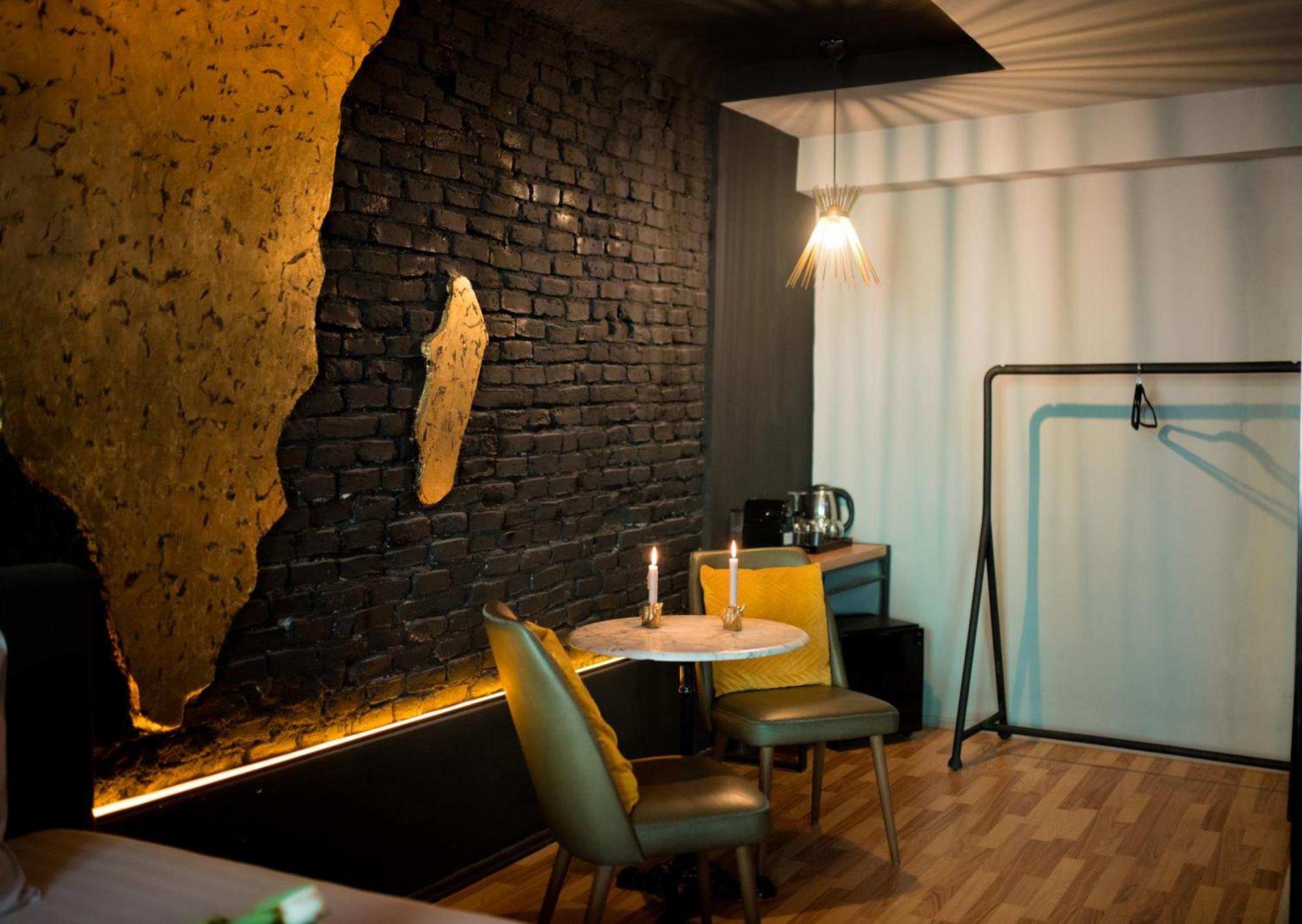 World Studio Africa Sibiu Eksteriør billede