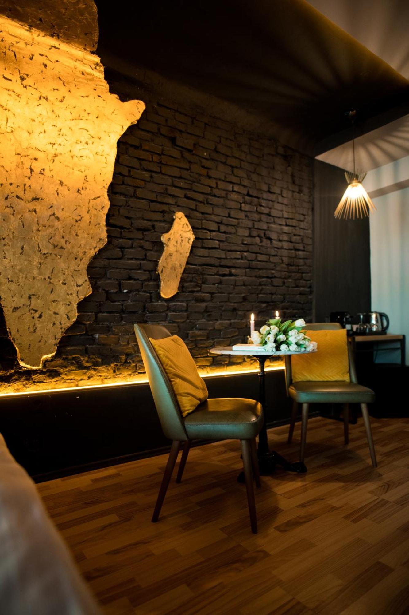 World Studio Africa Sibiu Eksteriør billede